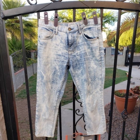 Current Eliot‎ - Picture 2 of 4